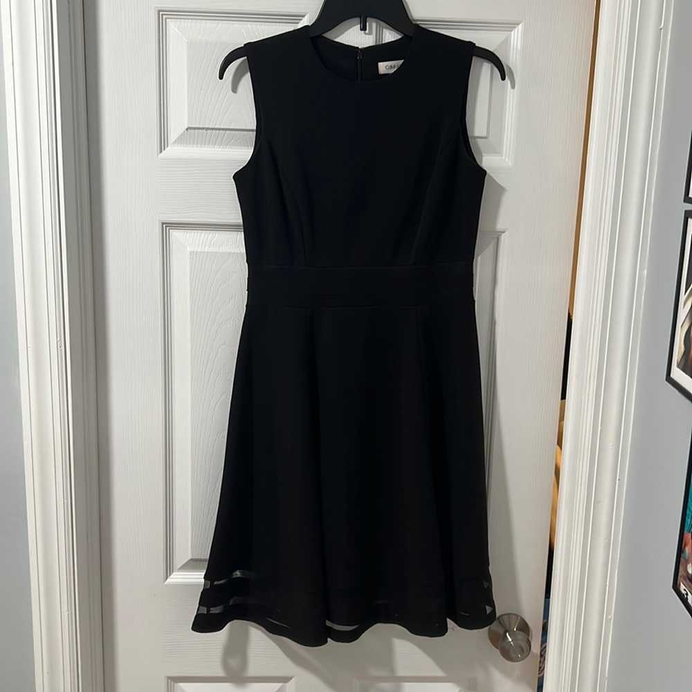 Calvin Klein black midthigh dress only worn once,comfortable and easy to move in